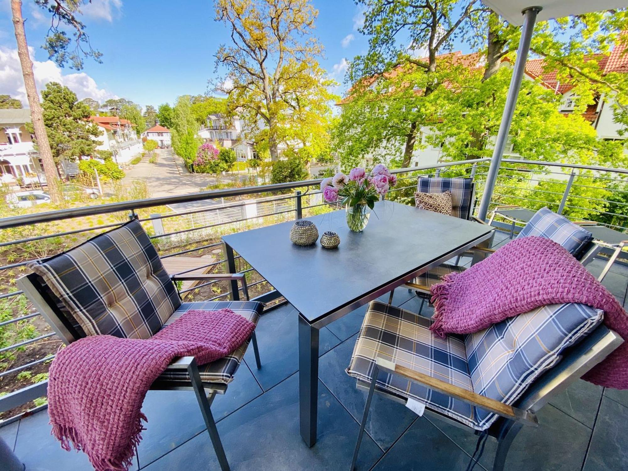 Ferienwohnung Meerzeit In Der Villa Duene Binz Bagian luar foto