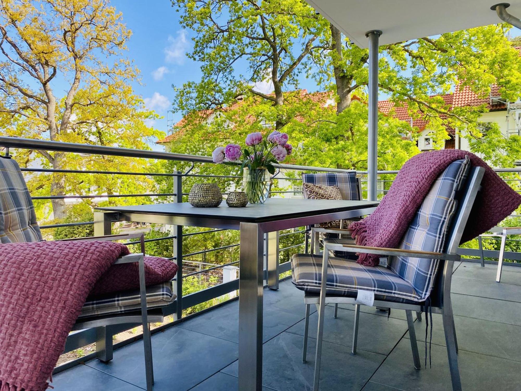 Ferienwohnung Meerzeit In Der Villa Duene Binz Bagian luar foto